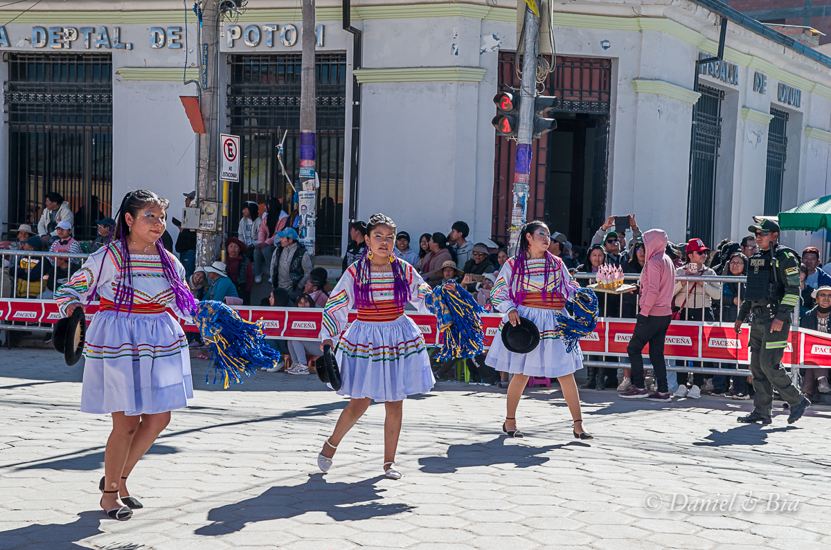 Uyuni - Festa de la Virgen de Urkupiña, Bolívia, 21/08/2026. Foto Daniel e Bia.