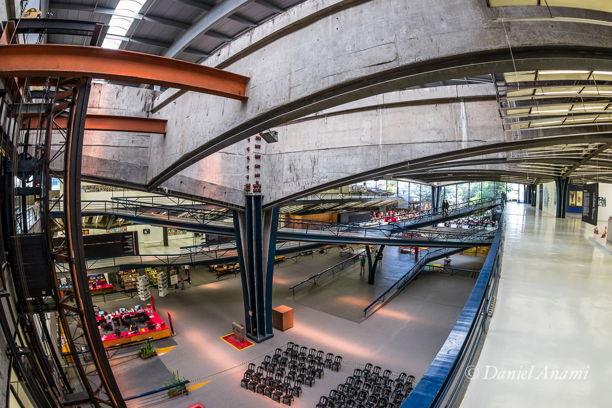 O olho que tudo vê... Centro Cultural São Paulo, 27/11/2016. Foto Daniel Anami.
