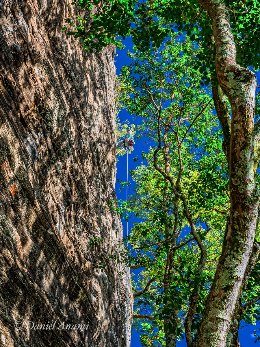 50 tons de verde na Falésia Paraíso, Pindamonhangaba, 06/06/15. Foto Daniel Anami.
