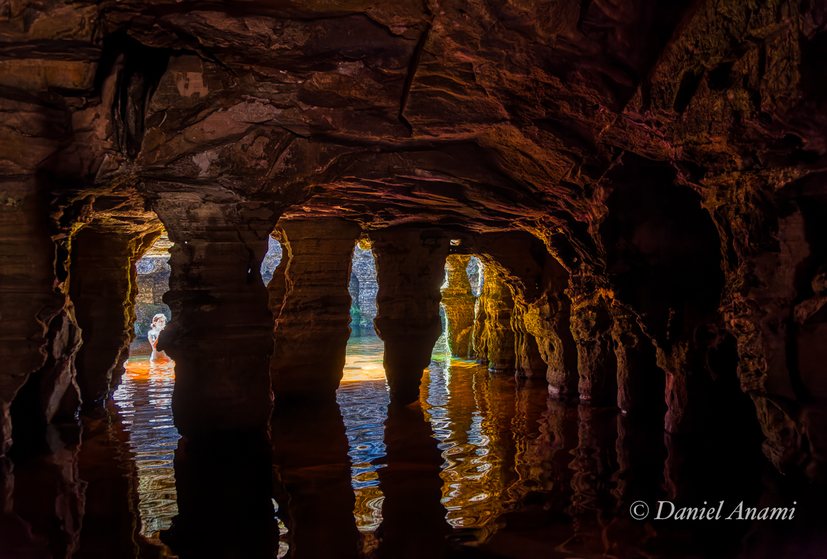 O mesmo lago visto de baixo... mais uma beleza... as mais corajosas entraram na gélida água. 'El foso', 18/03/2016. Foto Daniel Anami.