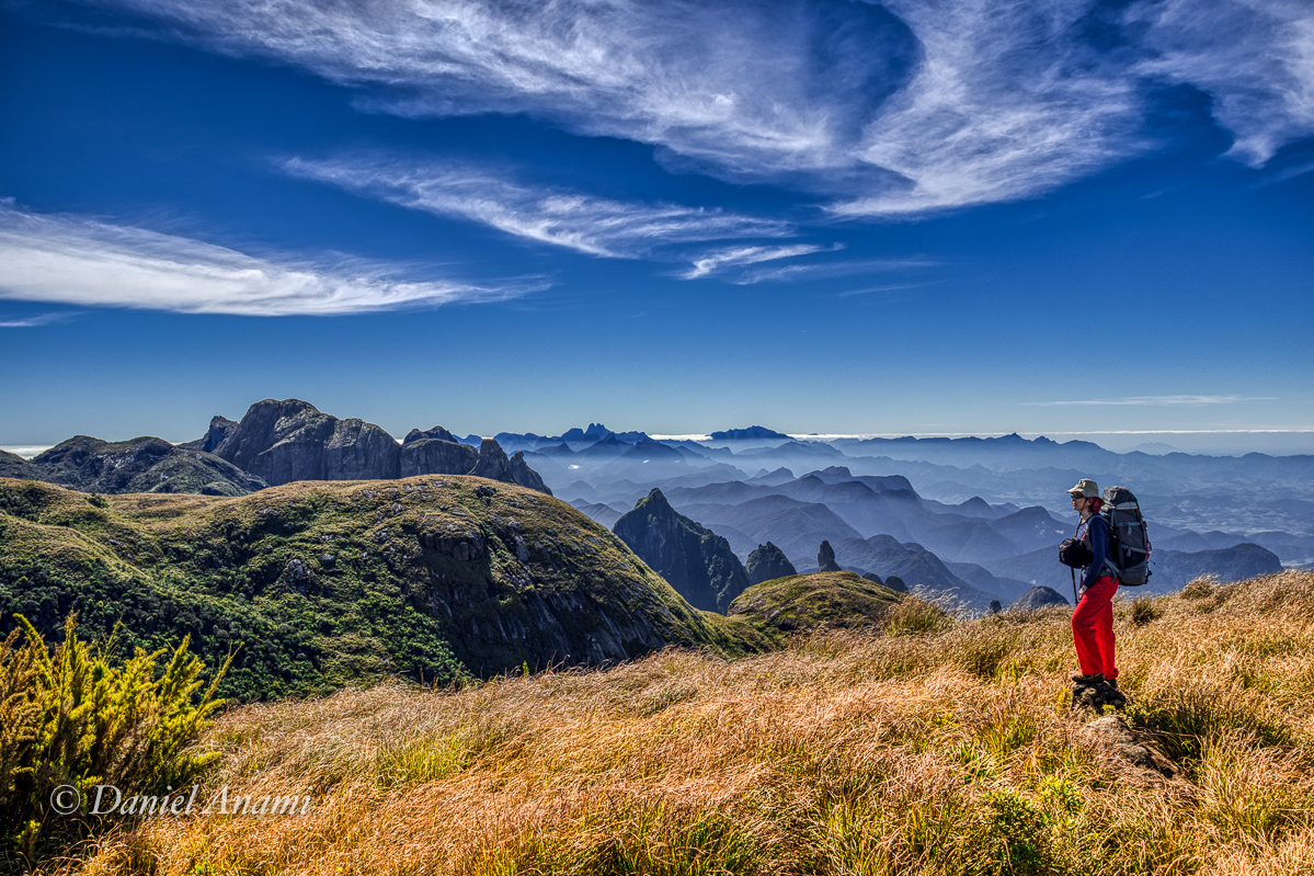 Pastando com classe. Travessia Petro-Terê, PNSO, 16/08/2019. Foto Daniel Anami.