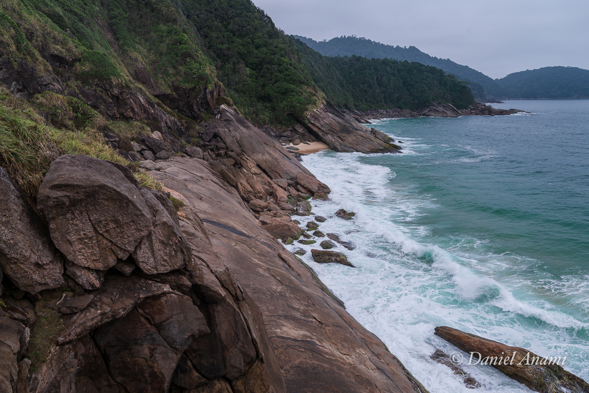 Costões da praia do Cepilho, Trindade, Parati, RJ, 23/09/2024. Foto Daniel Anami.