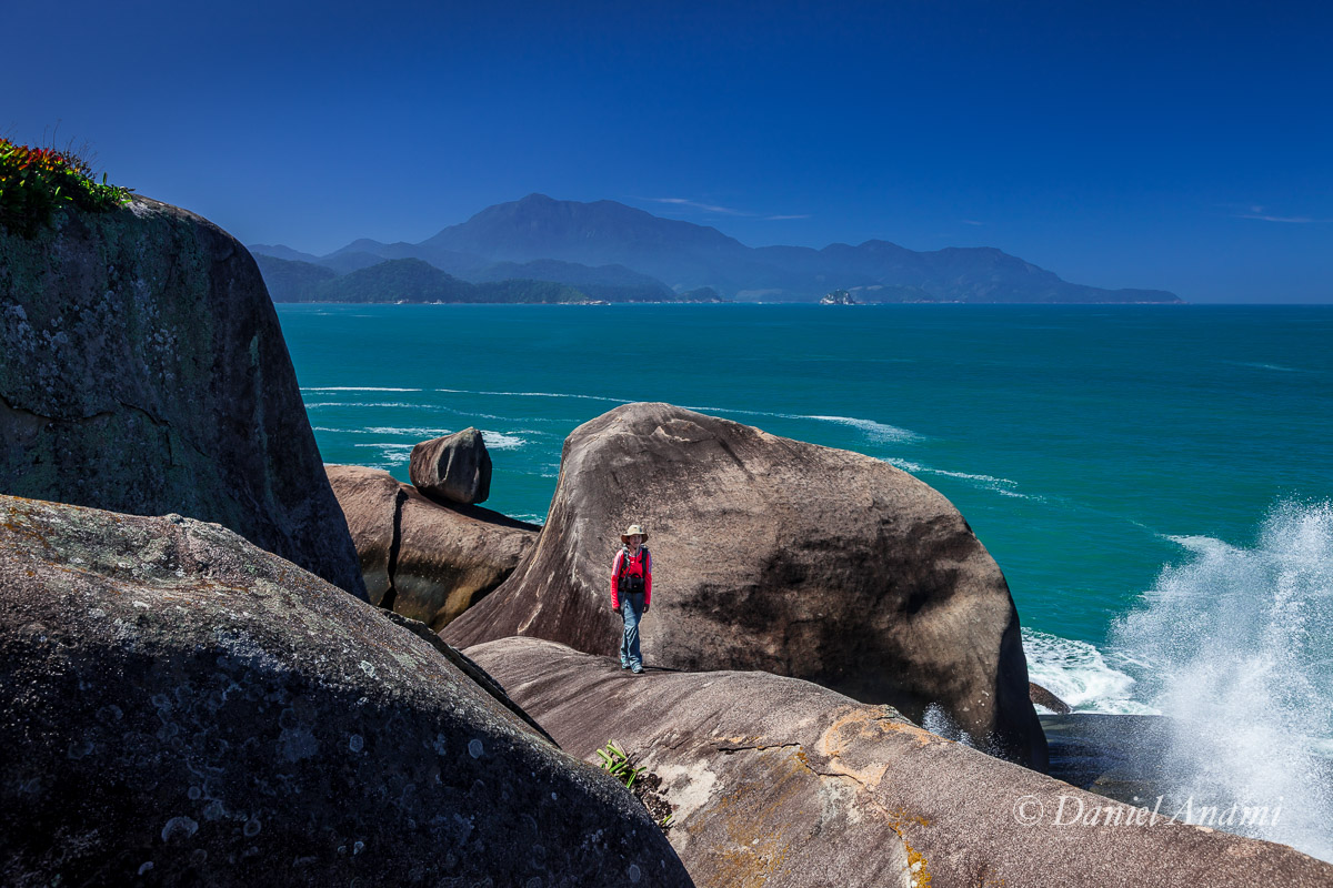 Splash - uma sereia em minha vida no costão da Cabeça do Índio, Trindade, Paraty, 30/08/15. Foto Daniel Anami.