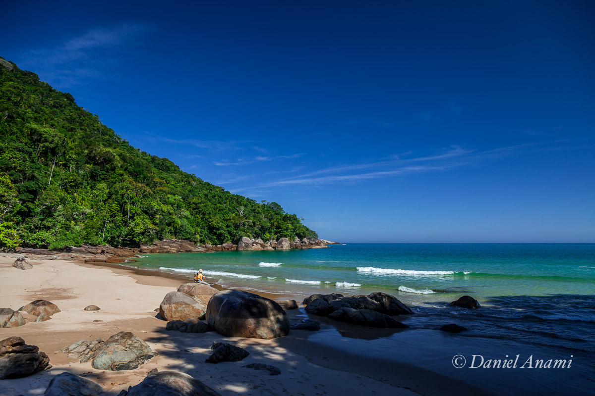 As praias estão diminuindo? Praia dos Antiguinhos, Laranjeiras, Paraty, 31/08/15. Foto Daniel Anami.