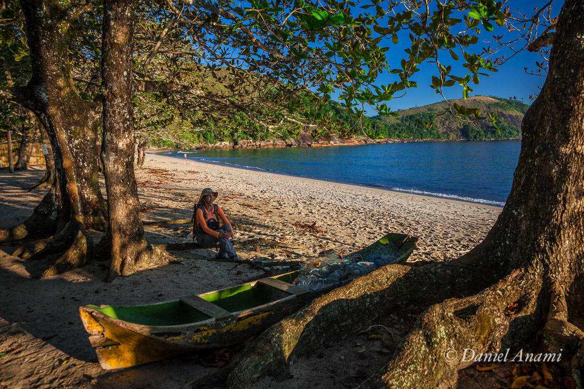 Cadê o barqueiro? Praia do Sono, Laranjeiras, Paraty, 31/08/15. Foto Daniel Anami.